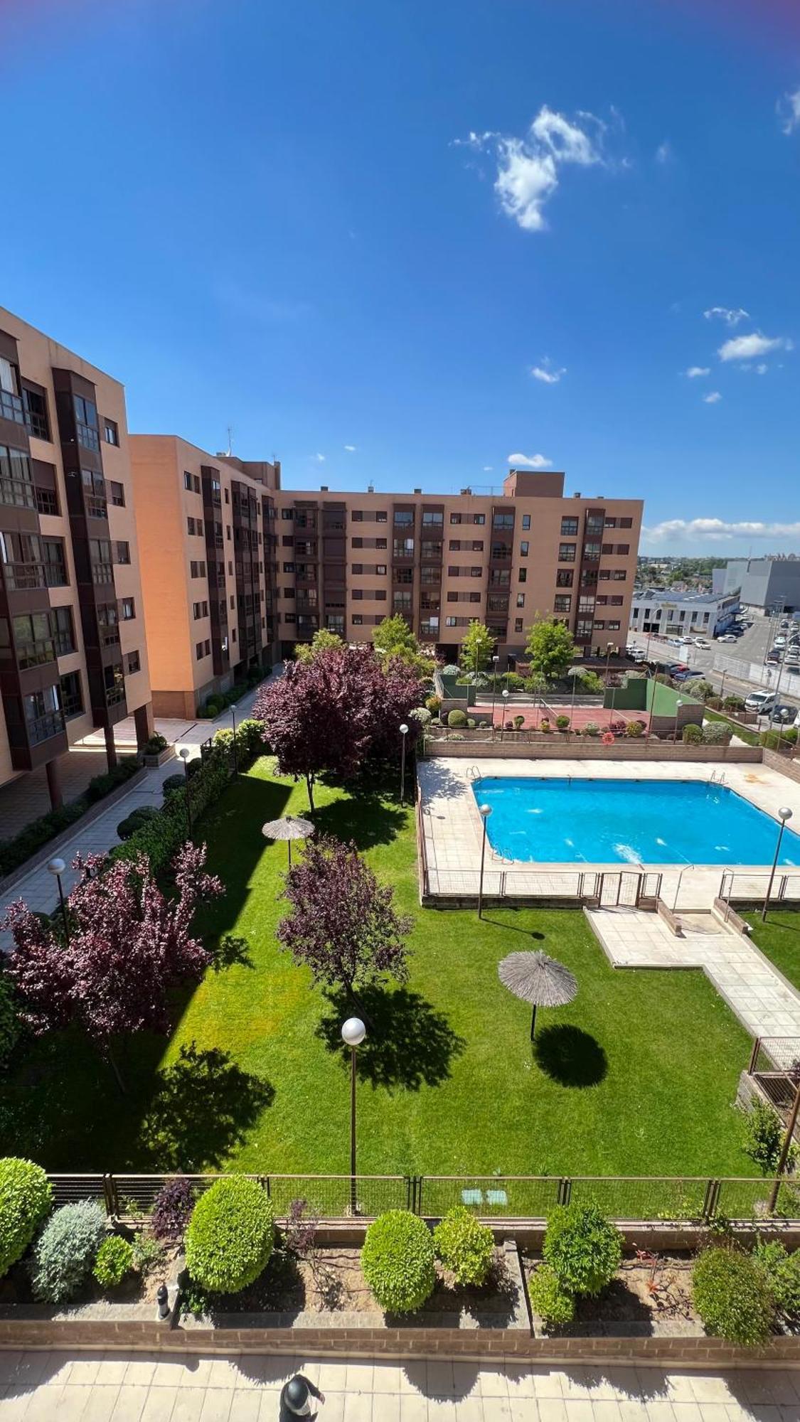 Ole Madrid Holiday Apartament Ifema, Aeropuerto Bagian luar foto